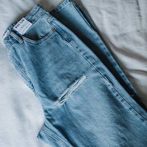 TopShop  High Waist Tapered Mom Jeans